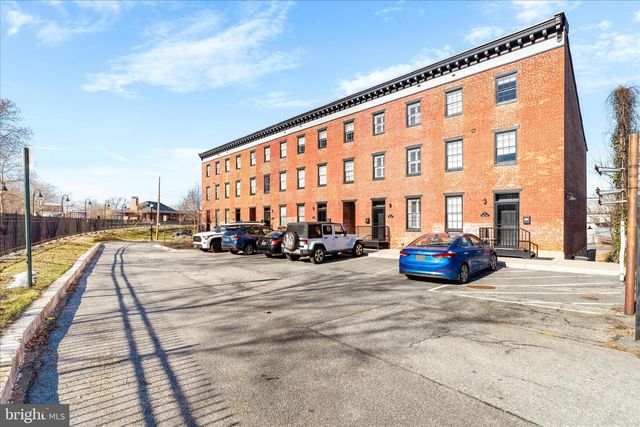 163 B AND O AVE, Frederick, MD 21701