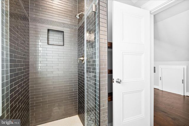 163 B AND O AVE, Frederick, MD 21701