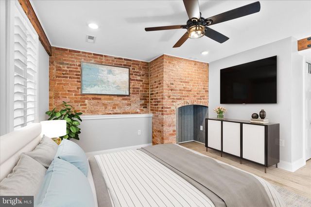 163 B AND O AVE, Frederick, MD 21701