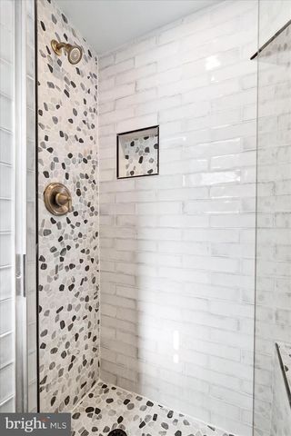 163 B AND O AVE, Frederick, MD 21701