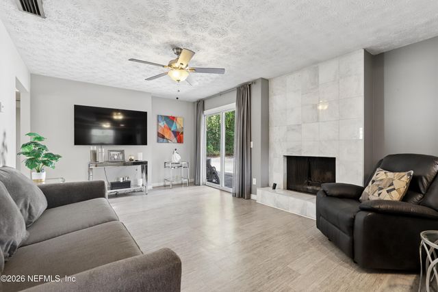 730 SIMMONS Trail, Green Cove Springs, FL 32043