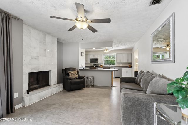 730 SIMMONS Trail, Green Cove Springs, FL 32043