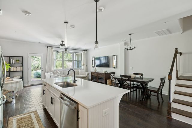3149 Sassafras Ln, Thompsons Station, TN 37179