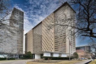 3950 N LAKE SHORE Drive 1202, Chicago, IL 60613