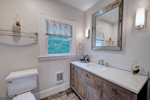 10 Marion Rd, Verona Twp., NJ 07044