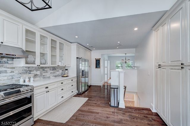 10 Marion Rd, Verona Twp., NJ 07044