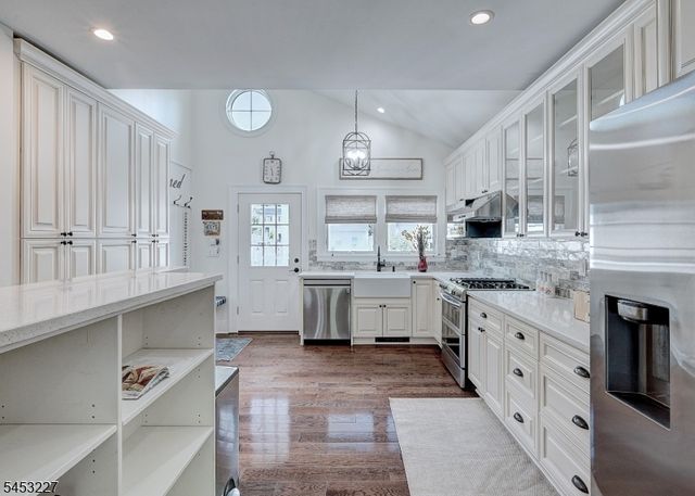 10 Marion Rd, Verona Twp., NJ 07044