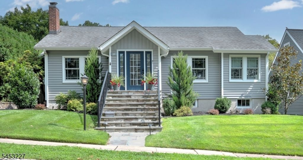 10 Marion Rd, Verona Twp., NJ 07044