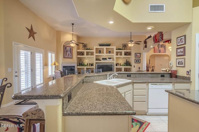 6316 FRANKLIN RED Drive, El Paso, TX 79912