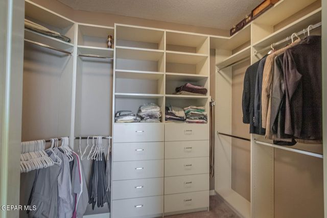 6316 FRANKLIN RED Drive, El Paso, TX 79912