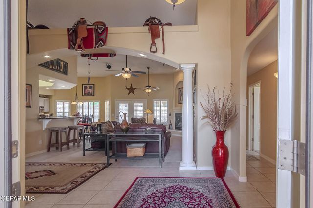 6316 FRANKLIN RED Drive, El Paso, TX 79912