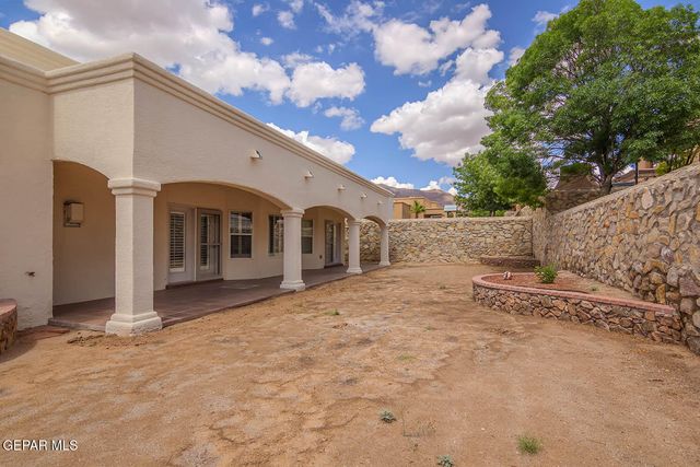 6316 FRANKLIN RED Drive, El Paso, TX 79912