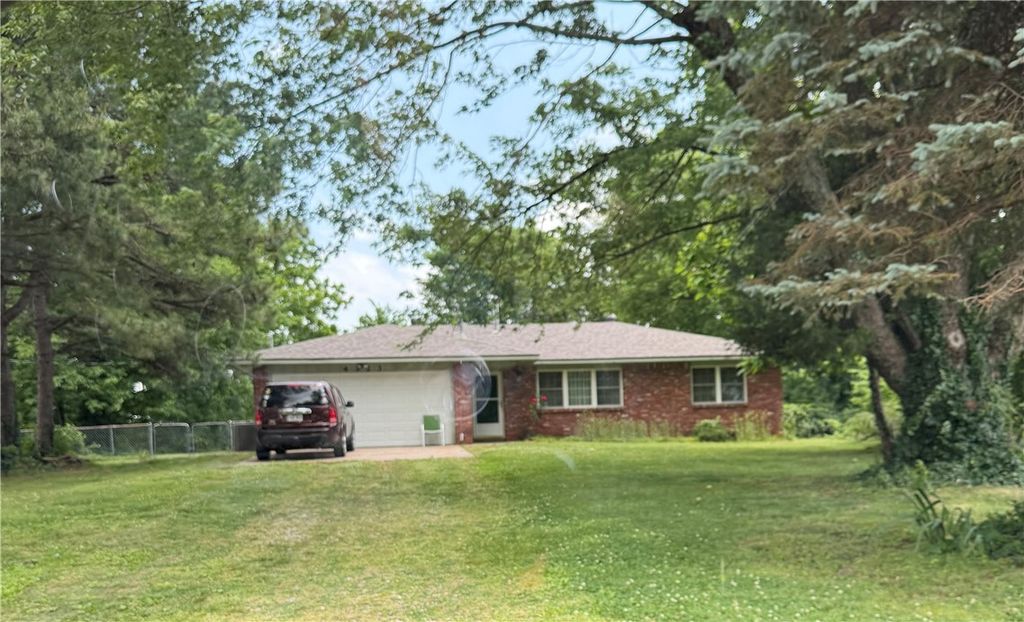 4323 Donna Street, Springdale, AR 72764