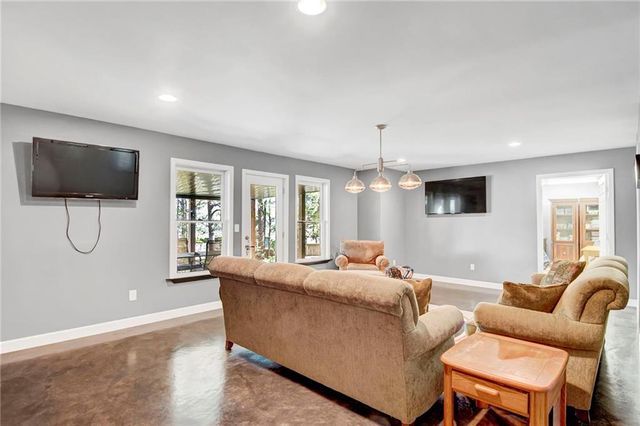 538 Cape Ivey Drive, Dacula, GA 30019