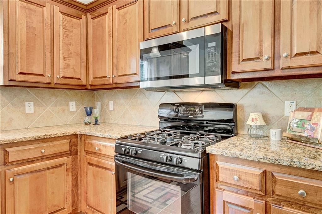 Image 15 of property listing at 538 Cape Ivey Drive, Dacula, GA 30019