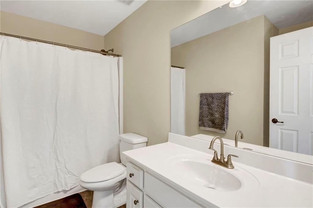Image 23 of property listing at 538 Cape Ivey Drive, Dacula, GA 30019