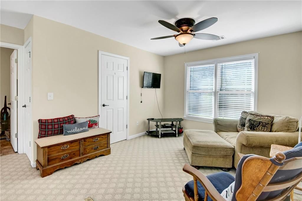 Image 32 of property listing at 538 Cape Ivey Drive, Dacula, GA 30019