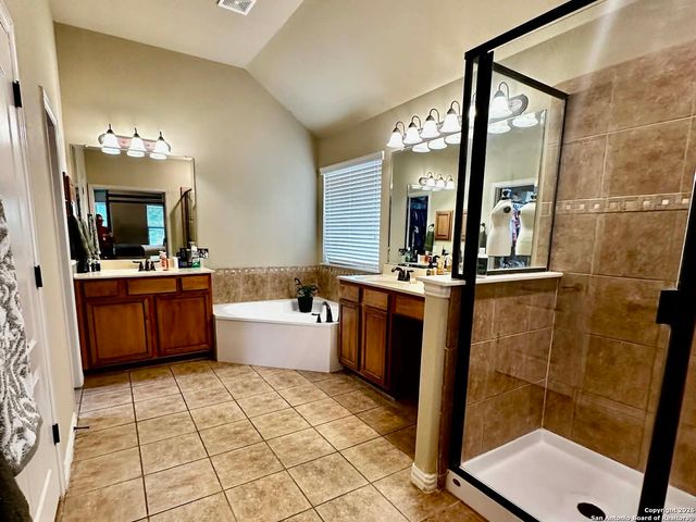 13010 Gordons Mott, San Antonio, TX 78253