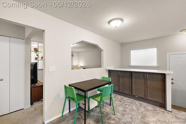 1146 Harrison Avenue, Garden City, MI 48135