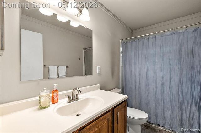 1146 Harrison Avenue, Garden City, MI 48135