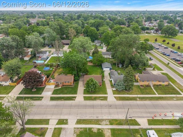 1146 Harrison Avenue, Garden City, MI 48135
