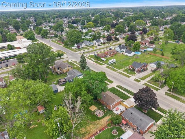 1146 Harrison Avenue, Garden City, MI 48135