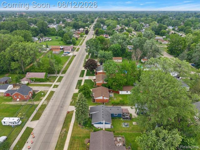 1146 Harrison Avenue, Garden City, MI 48135