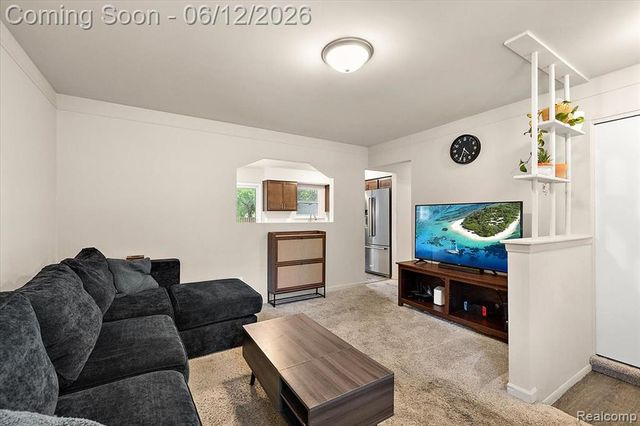 1146 Harrison Avenue, Garden City, MI 48135