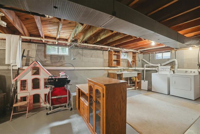736 Lillian Street, Holland, MI 49424