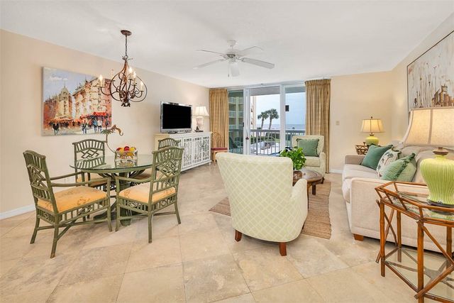 201 Neptune Road 255, St Simons Island, GA 31522