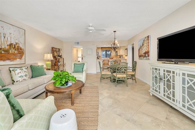 201 Neptune Road 255, St Simons Island, GA 31522