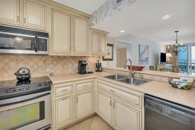 201 Neptune Road 255, St Simons Island, GA 31522