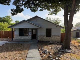 211 Rivertree, San Antonio, TX 78203