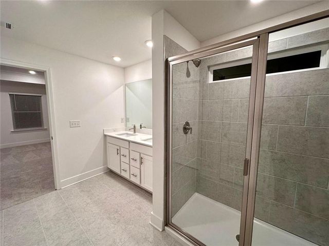 537 Hyde Ridge Trail, Loganville, GA 30052