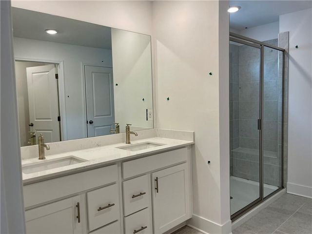 537 Hyde Ridge Trail, Loganville, GA 30052