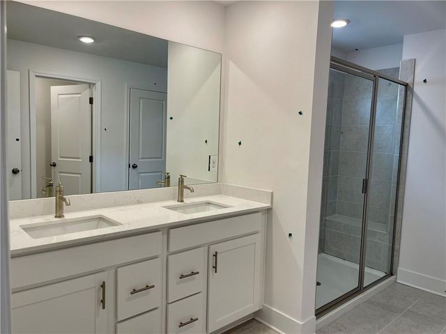 537 Hyde Ridge Trail, Loganville, GA 30052