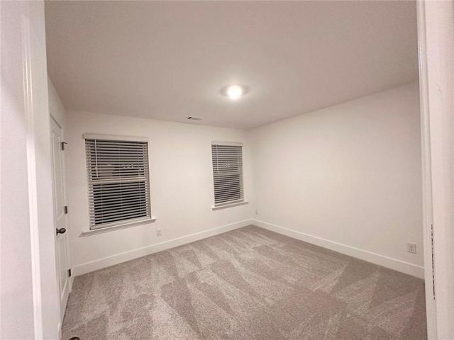 537 Hyde Ridge Trail, Loganville, GA 30052