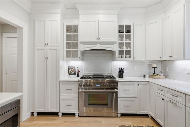 6 Courtney Dr, Newbury, MA 01922