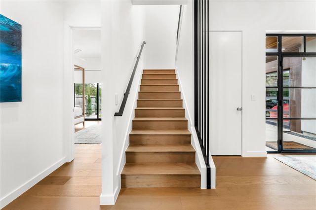 2316 W 7th ST, Austin, TX 78703