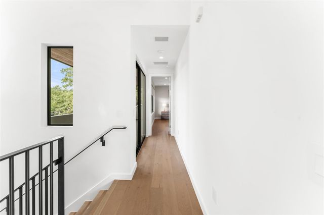 2316 W 7th ST, Austin, TX 78703