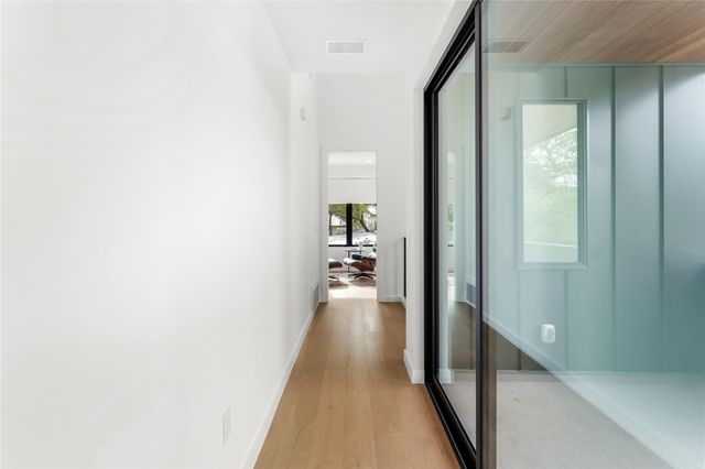 2316 W 7th ST, Austin, TX 78703