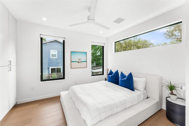 2316 W 7th ST, Austin, TX 78703