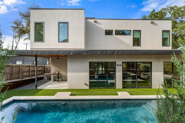 2316 W 7th ST, Austin, TX 78703