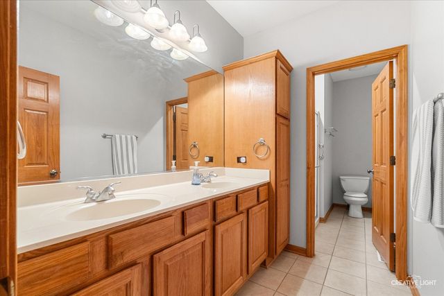 574 Sudbury Circle, Oswego, IL 60543
