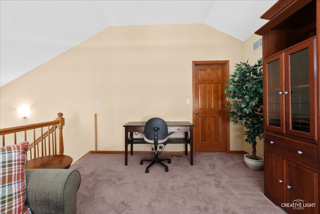 574 Sudbury Circle, Oswego, IL 60543