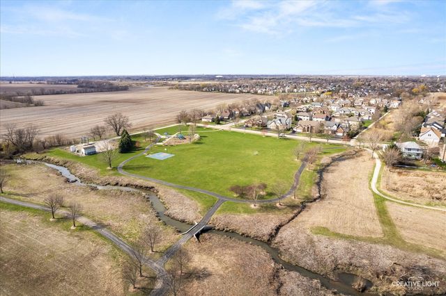 574 Sudbury Circle, Oswego, IL 60543