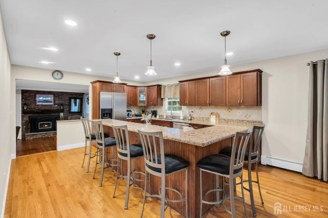 266 Orchard Avenue, Middletown, NJ 07718