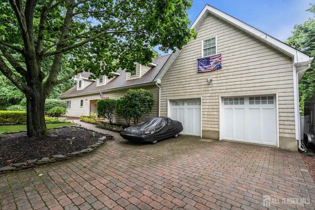 266 Orchard Avenue, Middletown, NJ 07718