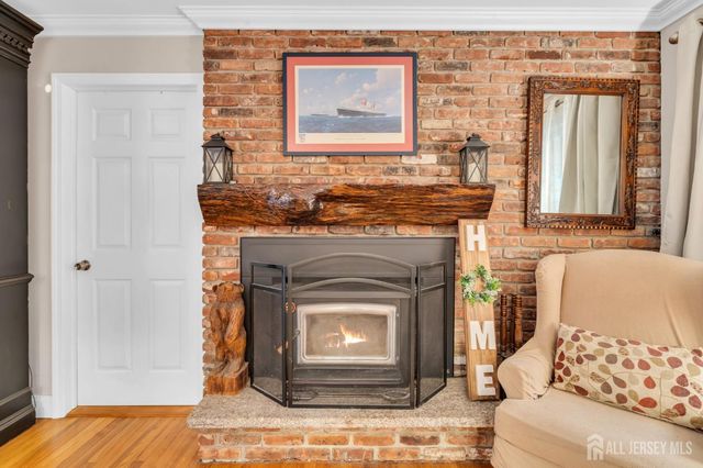 266 Orchard Avenue, Middletown, NJ 07718
