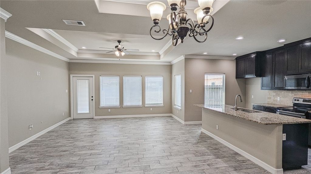 2810 Lake Tranquility Cir, Corpus Christi, TX 78414 — photo 4
